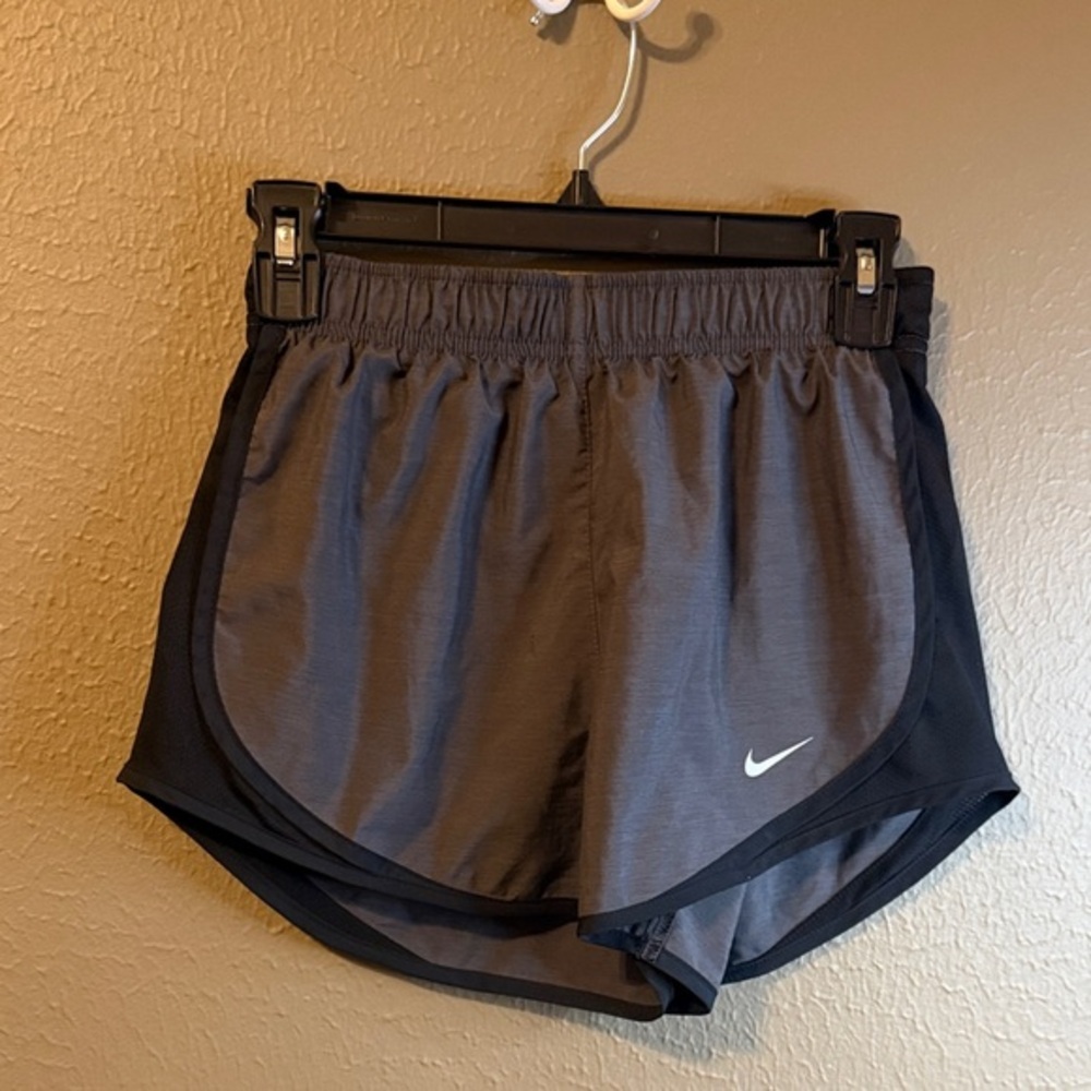 Nike Women's Black and Gray Athletic Shorts